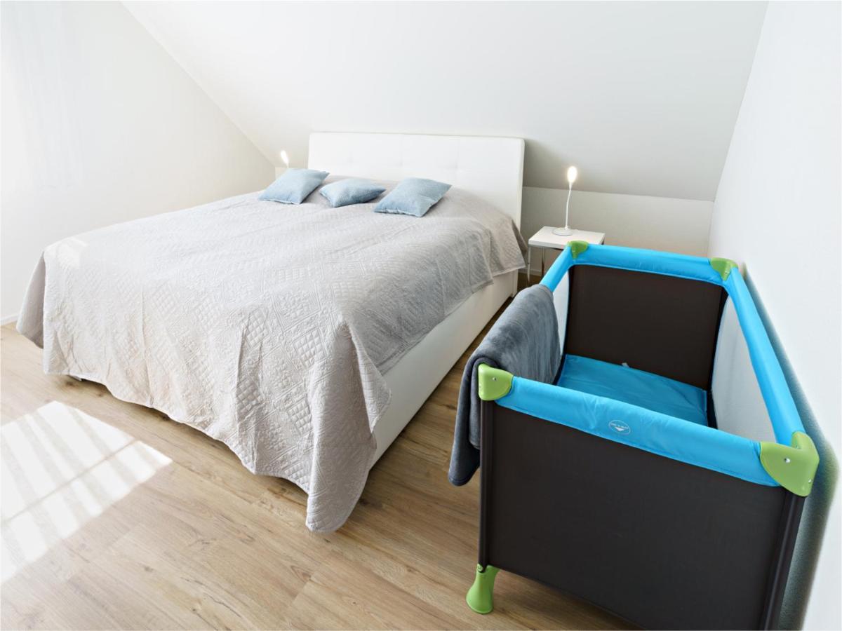 Exklusive 4.5 Zimmer Wohnung Fuer Familien Und Business Eschenz Exterior photo